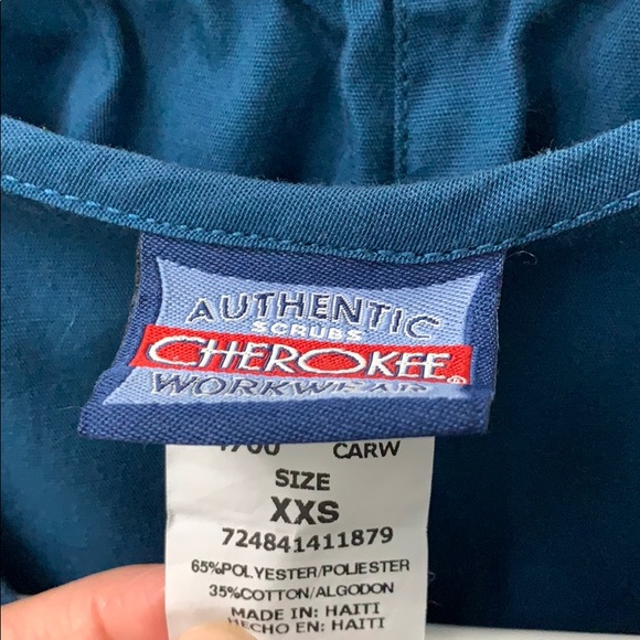 Cherokee Scrub Set - Picture 3 of 5